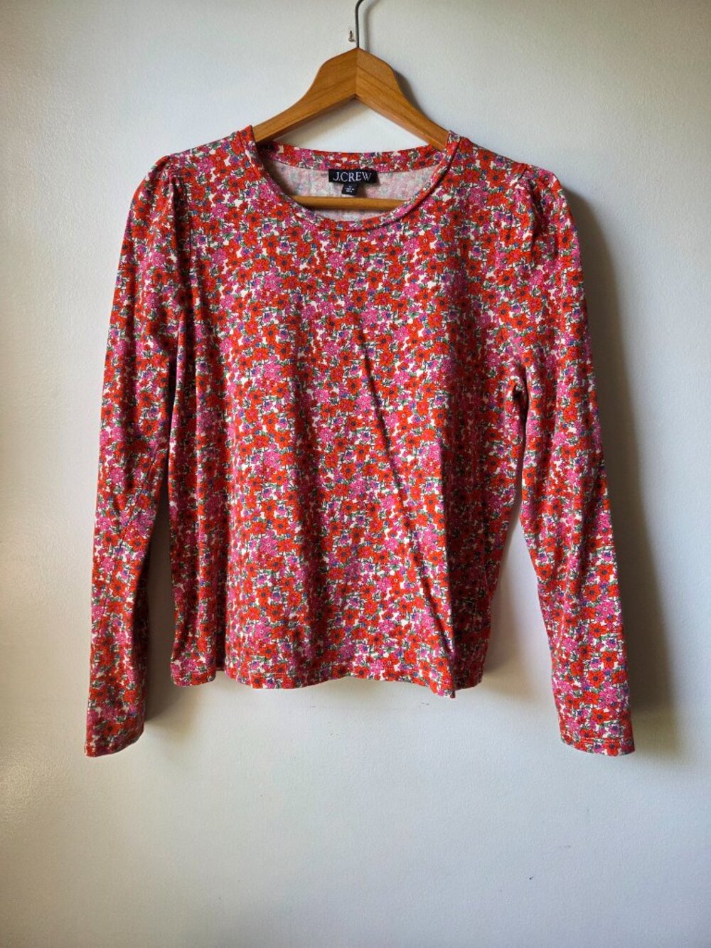 EUC LIKE NEW J CREW DITSY FLORAL LONG SLEEVE COTTON CREW NECK TOP SIZE M